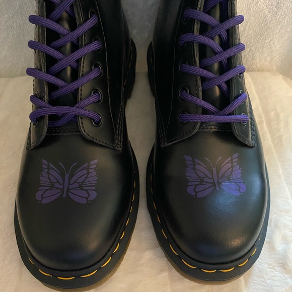 Dr. Martens needles Collab size women’s 9 - Picture 2 of 6